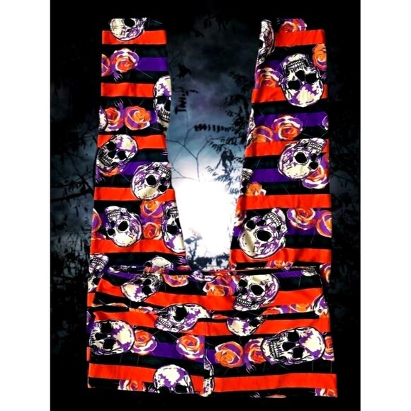 LuLaRoe Pants - LulaRoe Halloween Leggings Tall Curvy 32 inch Skull Floral TrickTreat Fe…